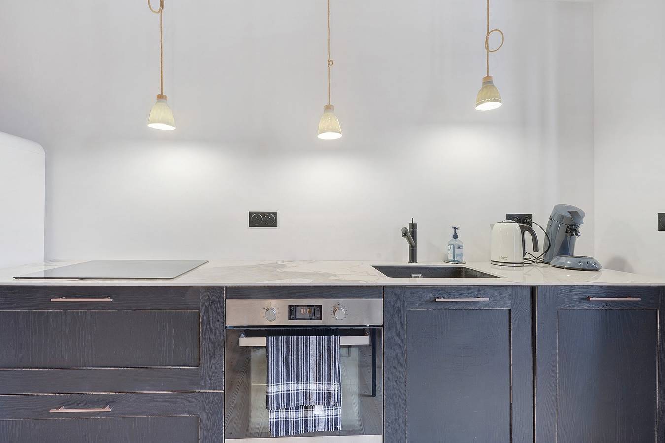 Apartamento renovado en el centro de Crozon con terraza y jardín in Crozon, Iroise