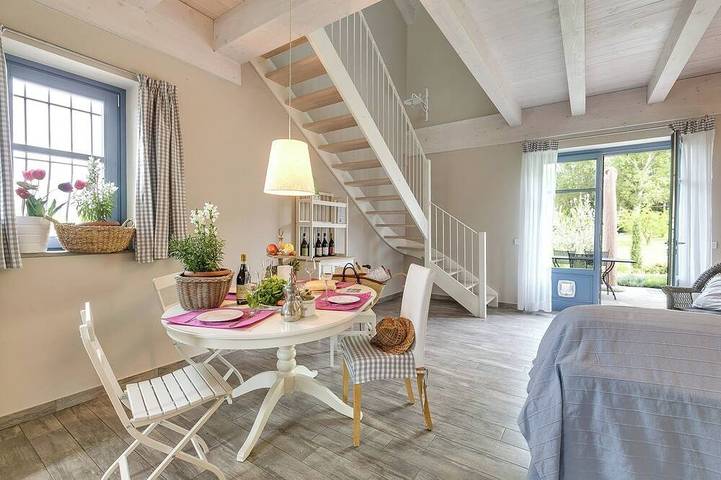 Cascina Arcangelo Raffaele, Appartamento Raffaele in Roddi, Langhe