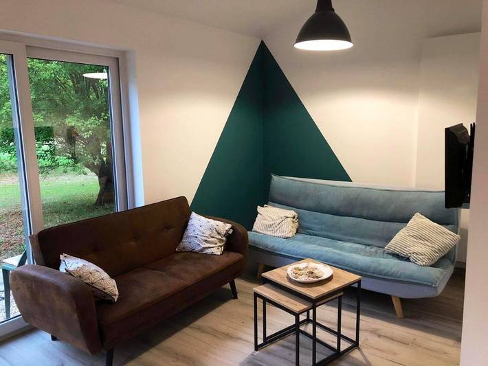 Location de vacances pour 6 personnes, avec piscine et jardin, animaux acceptés à Saint-Georges-de-Pointindoux - 4