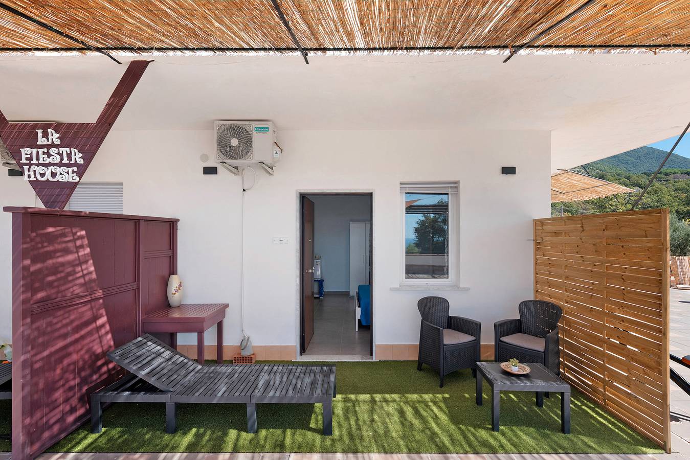 Habitación 'La Fiesta' con vistas al mar, Wi-Fi y aire acondicionado in Capaccio, Cilento