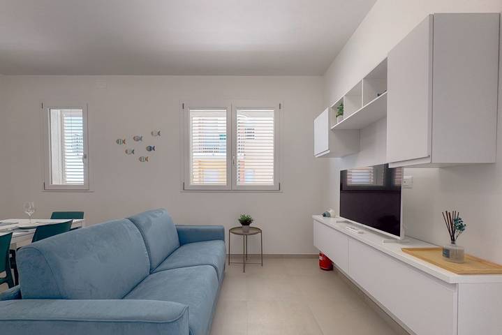 Appartamento intero, Appartamento fronte spiaggia + auto in Fontespina, Civitanova Marche