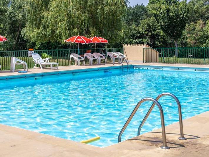 Mobil home pour 4 personnes, avec bassin pour enfant à Sisteron