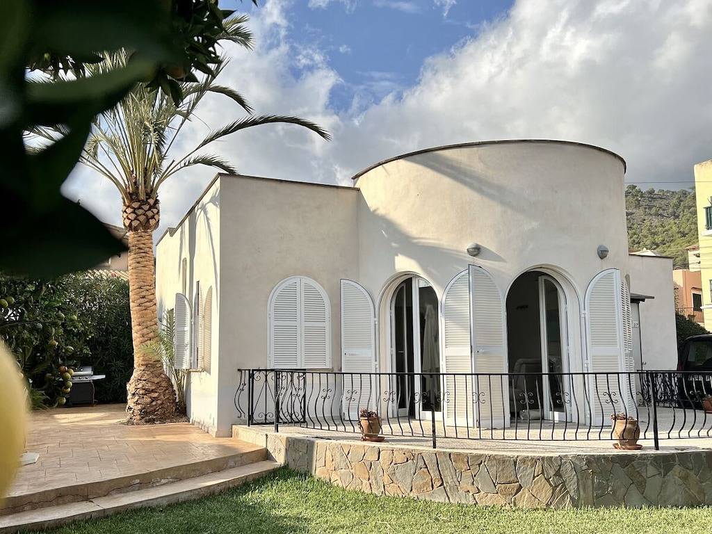 Casa Flora Paguera Comfortable holiday residence in Peguera, Calvià