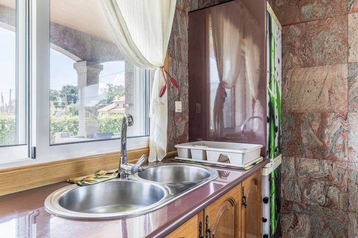 Holiday Home 'Os Cabaleiros' with Mountain View, Private Terrace and Wi-Fi in Mos, Pontevedra Province