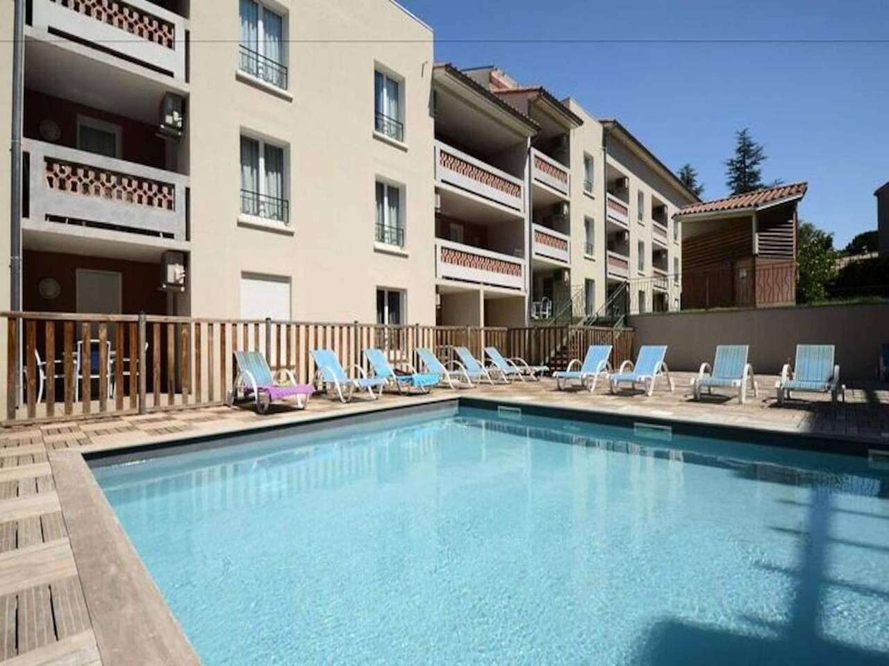 Apartamento entero, Apartamento en Gréoux cerca del spa in Gréoux-les-Bains, Parc naturel régional du Verdon