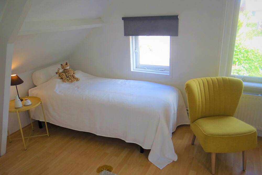Freistehendes, komfortables Ferienhaus in Laufnähe zur Oosterschelde, nahe dem Nordseestrand und dem Veerse Meer. in Wissenkerke, Zeeuwse Kust