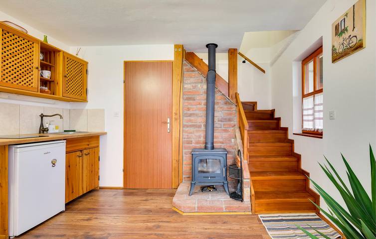 Charmante Ferienwohnung mit WLAN, Klimaanlage, Parkplatz, Terrasse und Grill in Općina Veliki Pisanica, Bjelovar-Bilogora