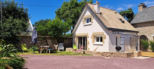 Gîte pour 4 personnes, avec jardin et terrasse en Bretagne