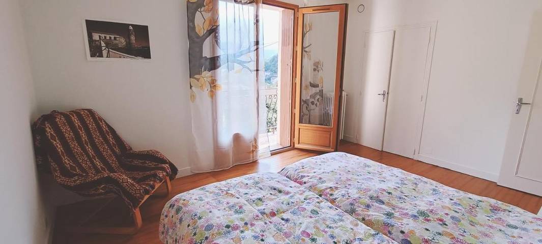 Chambre d’hôte pour 2 personnes, avec vue ainsi que terrasse et jardin à Foix - 3