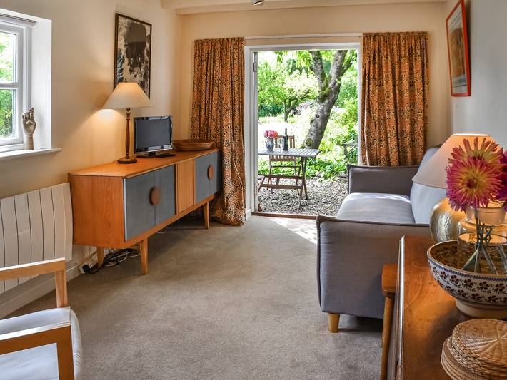 Cottage for 2 people, with garden, with pets in Suffolk