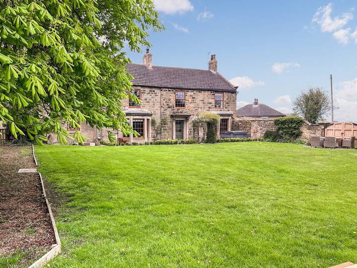 Cottage for 8 people, with garden - 1
