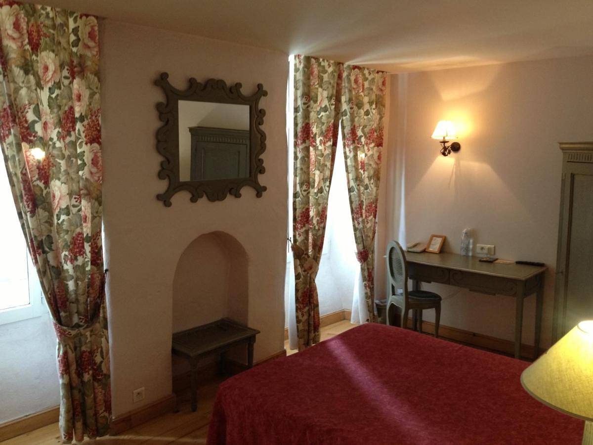 Hotel L'Astrolabe in Oloron-Sainte-Marie, Béarn