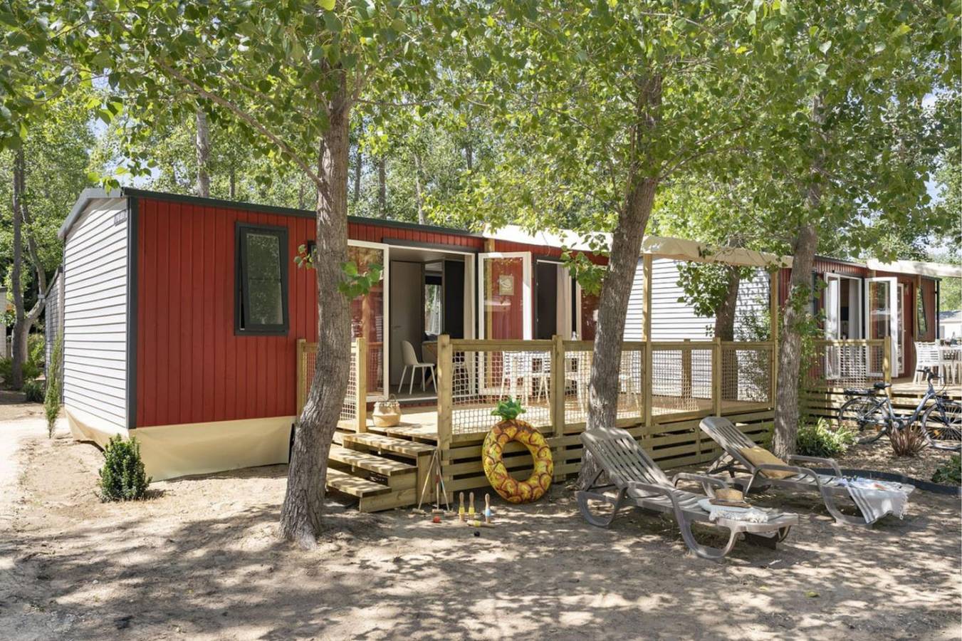 Camping pour 4 Personnes dans Plages des Cabanes de Fleury, Vendres