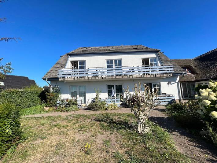 Ferienwohnung für 4 Personen, mit Balkon und Garten sowie Seeblick in Wieck am Darß