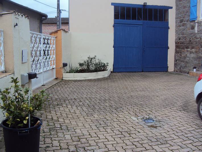 Chambre d’hôte pour 2 personnes, avec jardin dans Rhône - 2