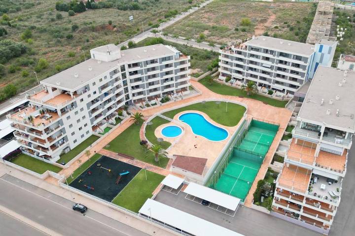 Apartamento para 6 personas, con Balcón y Terraza además de Jardín y Piscina en Torreblanca
