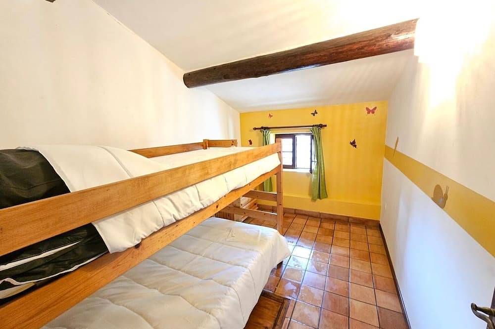 Domaine de Bagard - Gîte la Cascade 56m² 2/6 pers Terrace in Sauve, Le Vigan region