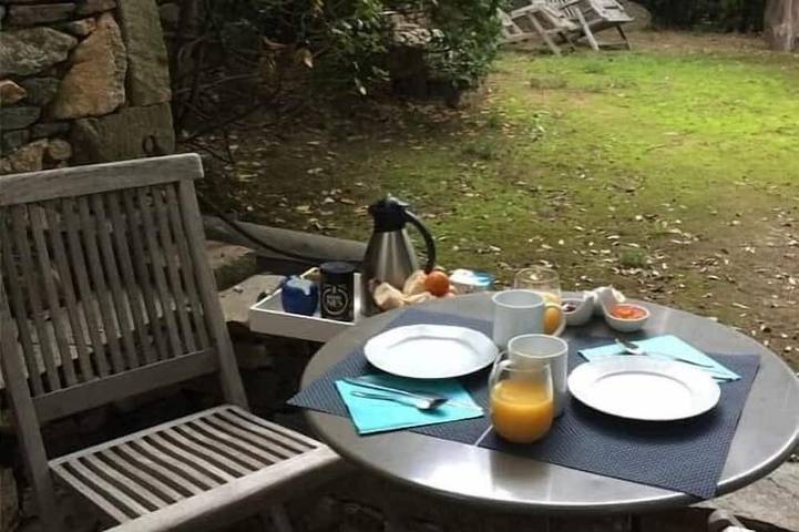 Location de vacances pour 2 personnes, avec piscine à Mons (Béziers)