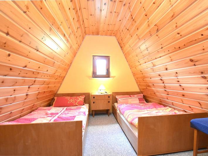 Ferienhaus für 5 Personen, mit Garten und Balkon sowie Sauna, kinderfreundlich im Erzgebirge - 4
