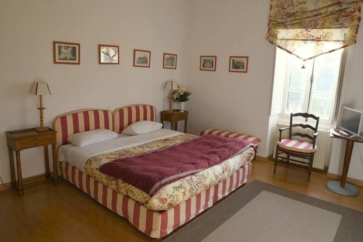 Location de vacances pour 2 personnes, avec jardin ainsi que vue et piscine à Serres-Castet - 4