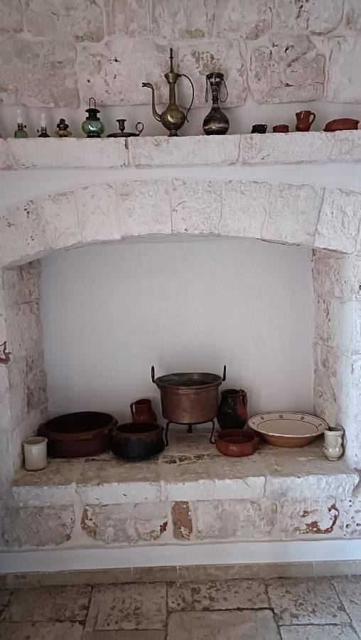 Location de vacances pour 4 personnes, avec vue ainsi que jardin et piscine, animaux acceptés à Antonelli - 2