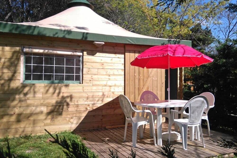 Zecamping 3 étoiles parc aquatique et piscine chauffée locatif 20m2 in Pézenas, Côte méditerranéenne (France)