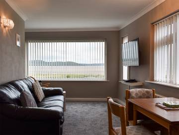 Holiday Rental for 2 People in Grange-over-Sands, Cumbria, Photo 2