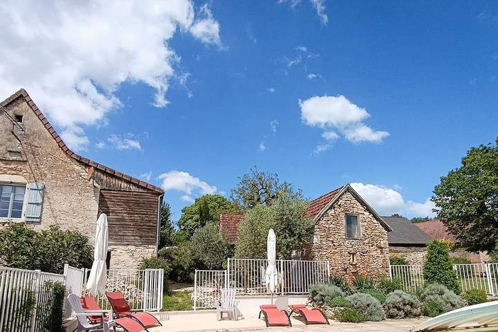 Location de vacances pour 14 personnes, avec Jardin à Baladou