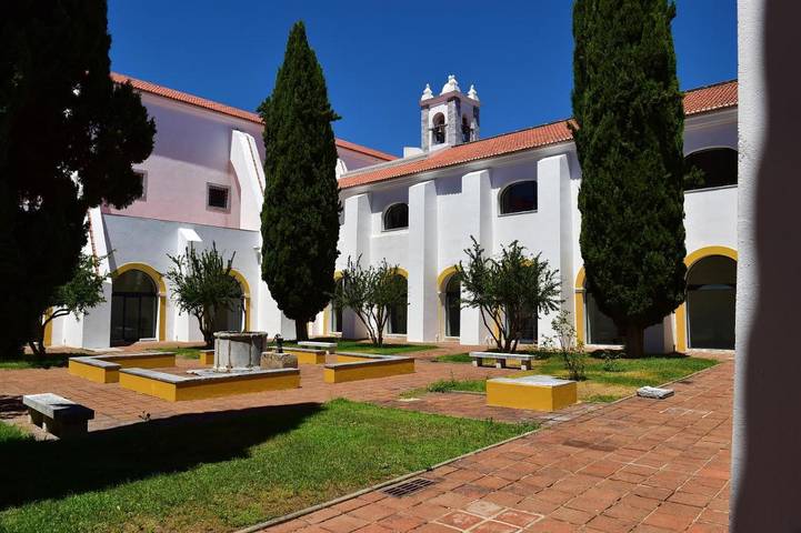 Hotel para 4 pessoas, com piscina e jardim em Beja (Portugal)