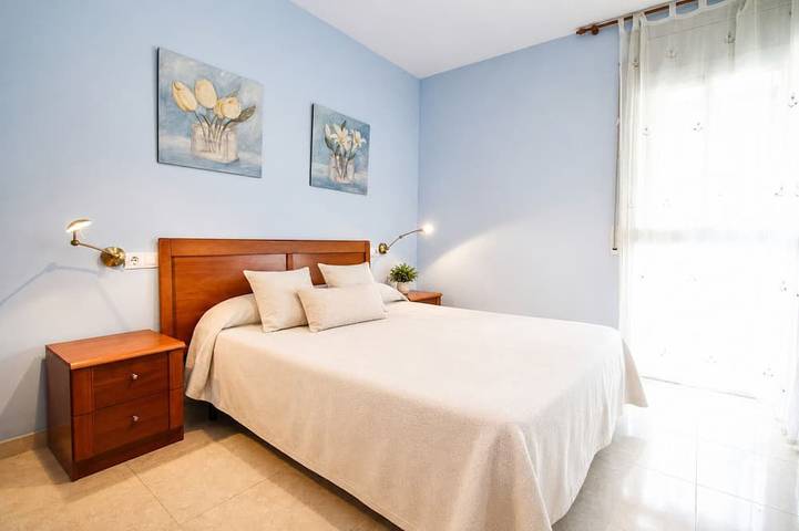 Appartement entier, Roura Apartment - Plage 100m in La Pineda, Vila-seca