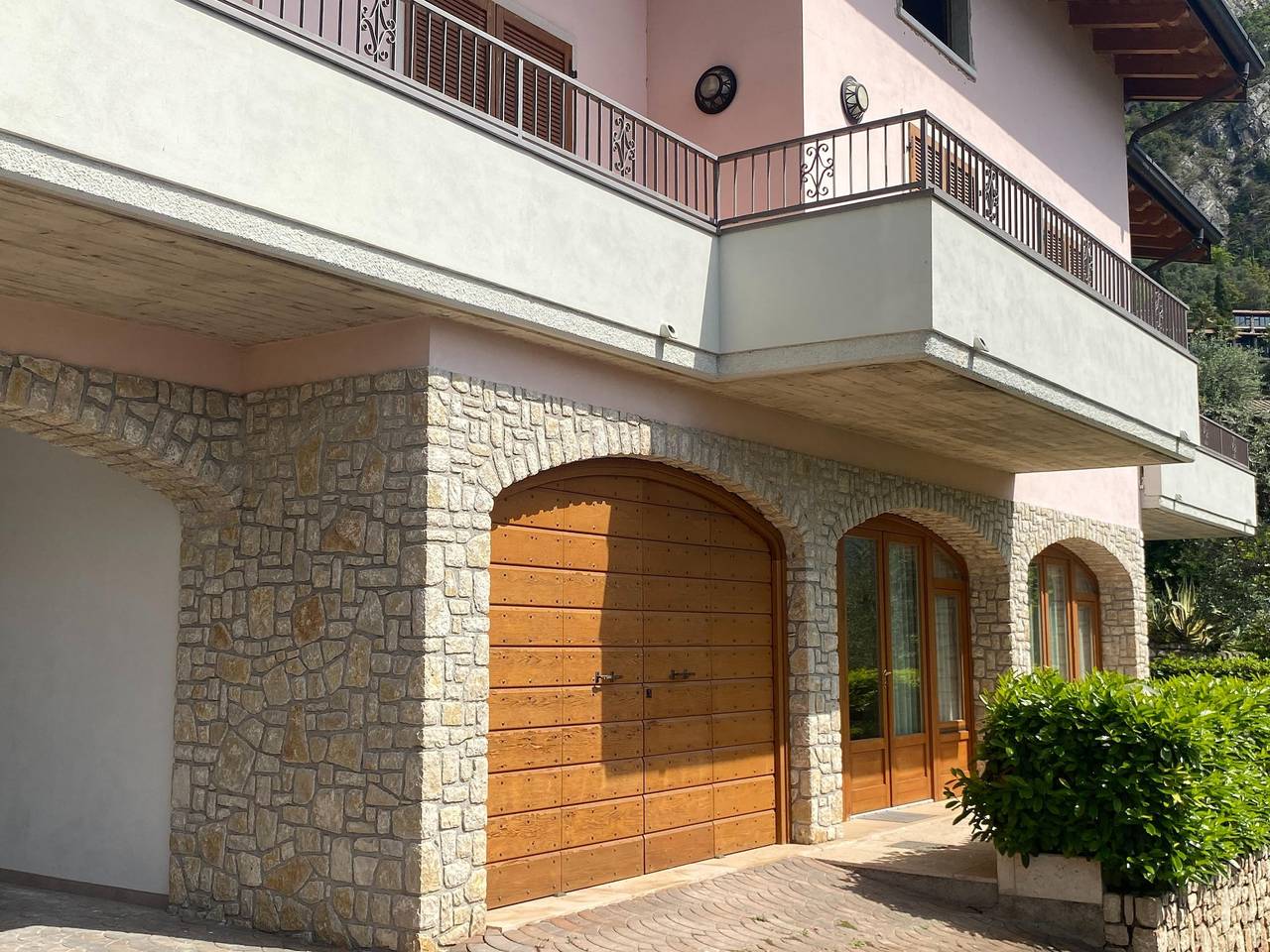 Ganze Wohnung, Apartmentvilla in Limone Sul Garda in Limone sul Garda, Gardasee-Berge