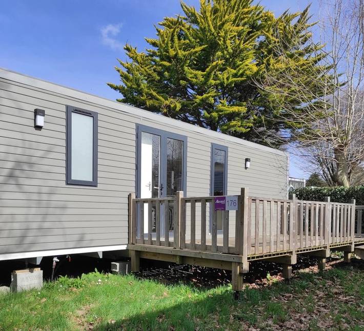 Mobil home pour 6 personnes, avec sauna et bassin pour enfant dans Raguénez - 3