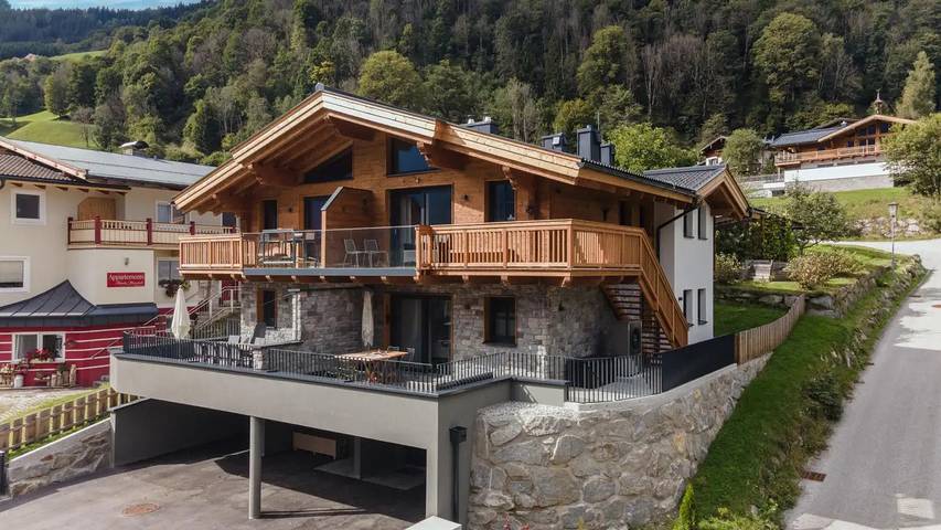 Chalet für 11 Personen, mit Sauna und Garten in Bramberg am Wildkogel