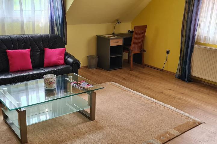 Ferienwohnung für 2 Personen in Weinheim