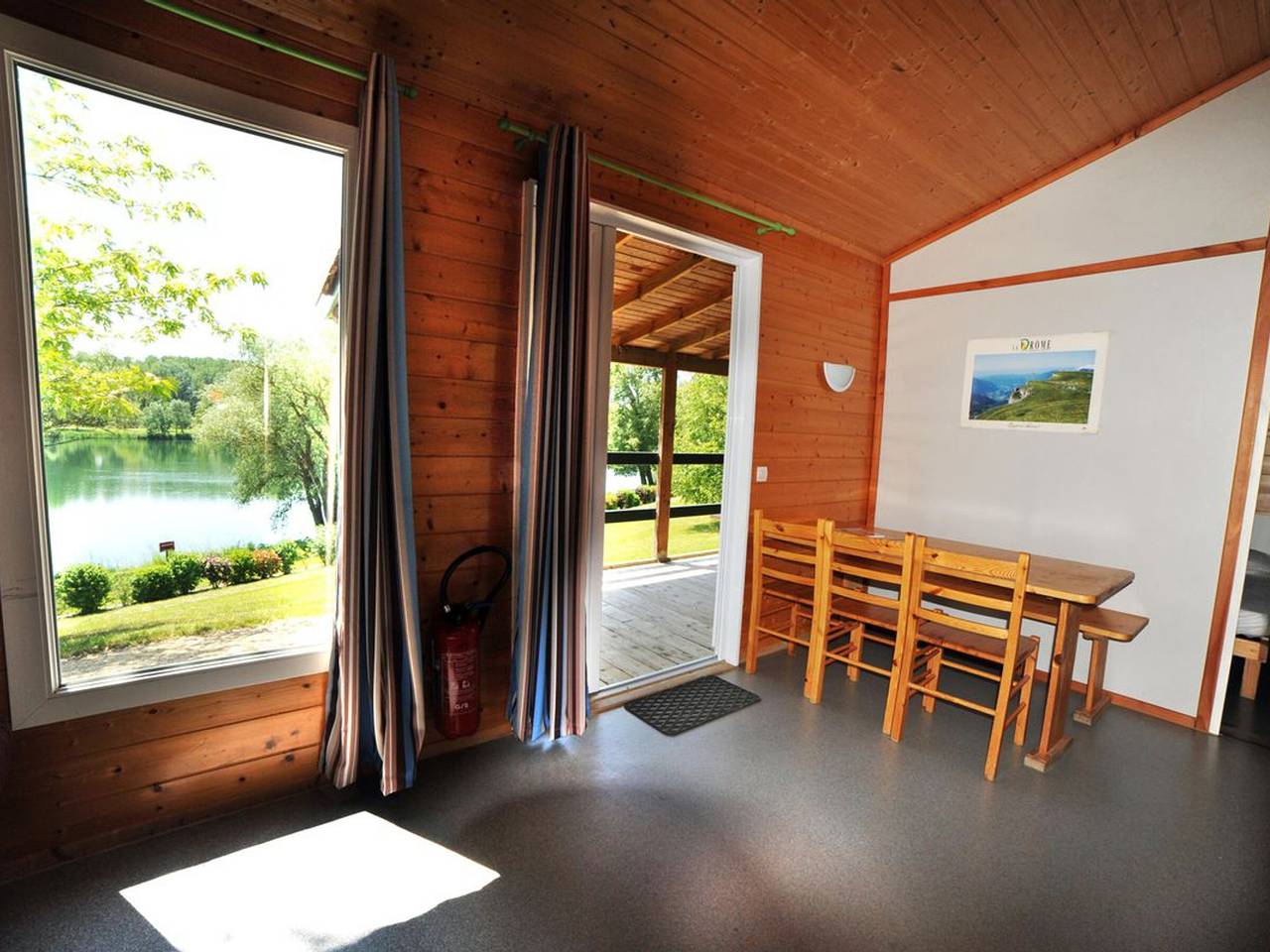 Chalet de 40m² para 6 personas con Terraza in Saint-Donat-sur-l'Herbasse, Región de Valence