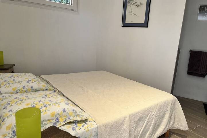 Gîte pour 2 personnes, avec jardin à Le Thoronet - 2