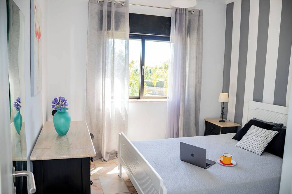 Ganze Wohnung, Casa de Praia com Piscina in Armação de Pêra (costa), Faro Distrikt