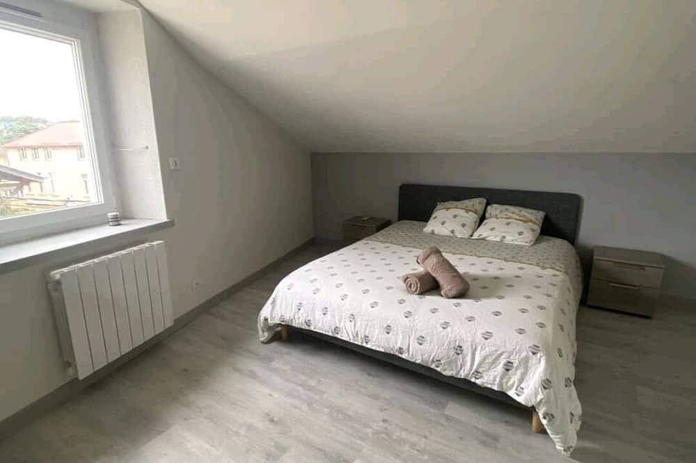 Apartamento entero, 3-room apartment Near Station, City Center And Shops in Bourg-en-Bresse, Región de Bourg-en-Bresse