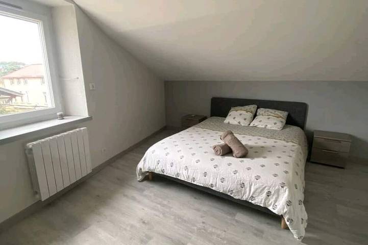 Apartamento entero, 3-room apartment Near Station, City Center And Shops in Bourg-en-Bresse, Región de Bourg-en-Bresse