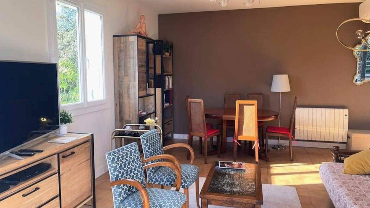 Apartamento vacacional entero, Ferienwohnung für 6 Personen (100 m²) in Lambesc in Lambesc, Region de Aix-en-Provence