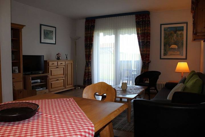 Ferienpark für 4 Personen, mit Garten und Terrasse sowie Seeblick, mit Haustier im Allgäu - 3