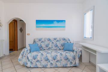 Apartment for 4 People in La Maddalena, Olbia-Tempio, Photo 3