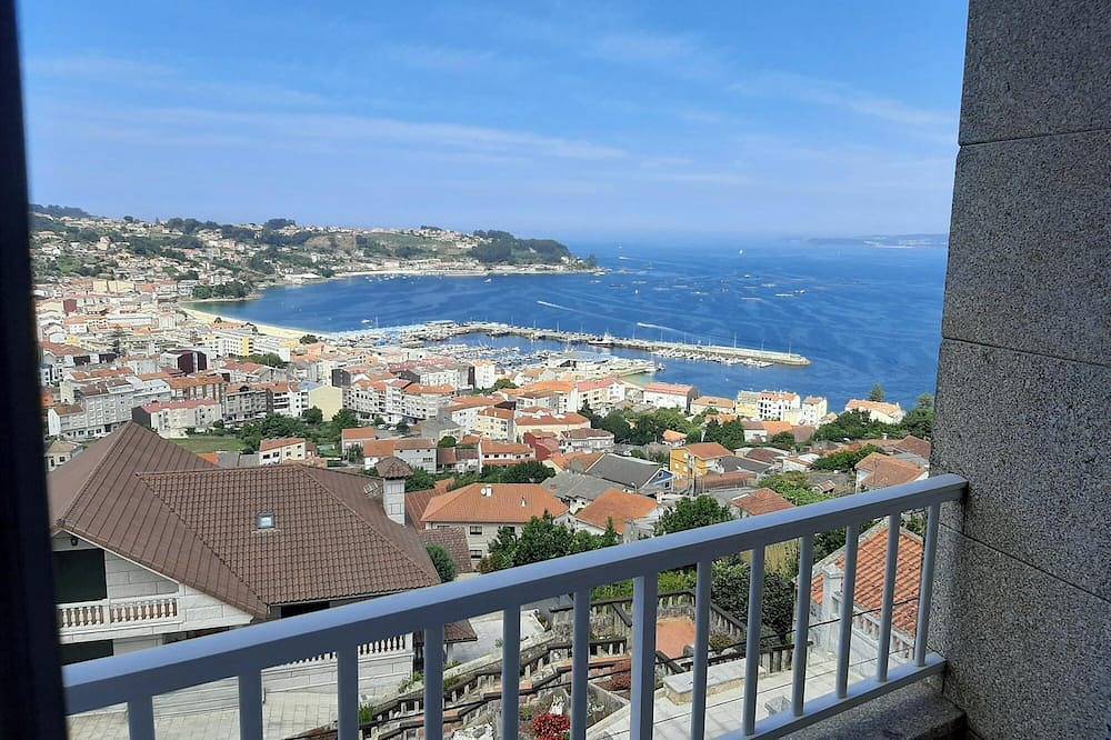 Entire apartment, Apartment with incredible views of the Pontevedra estuary in Bueu, Rías Baixas