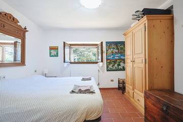 Agriturismo per 4 Persone in Sassofortino, Roccastrada, Foto 2
