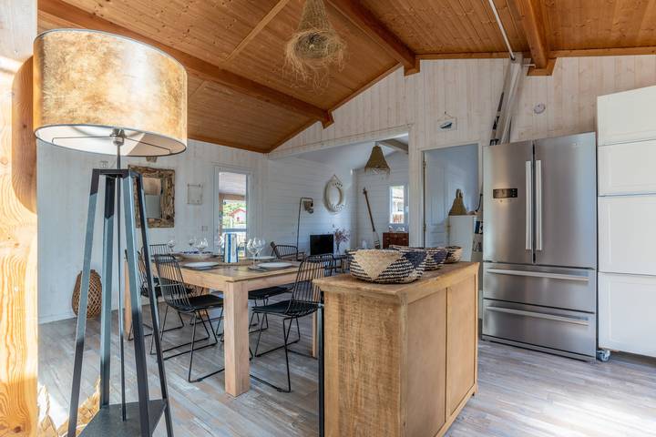Capfun, 5 étoiles, 64 m² avec piscine et terrasse in Lanton, Région d'Arcachon