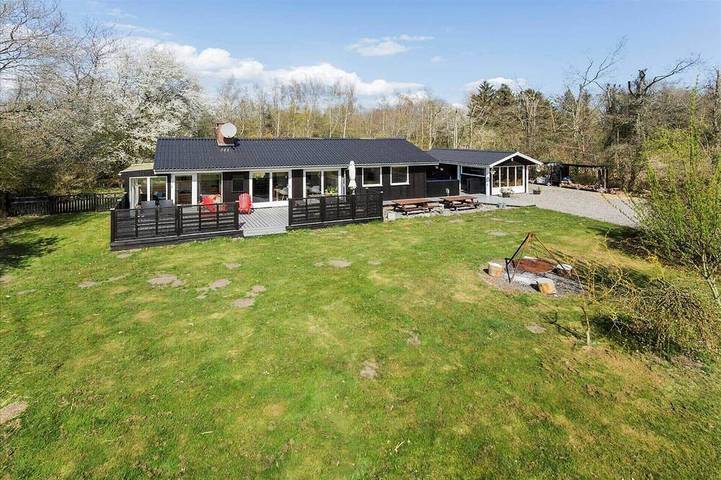 Ferienhaus für 7 Personen, mit Terrasse - 1