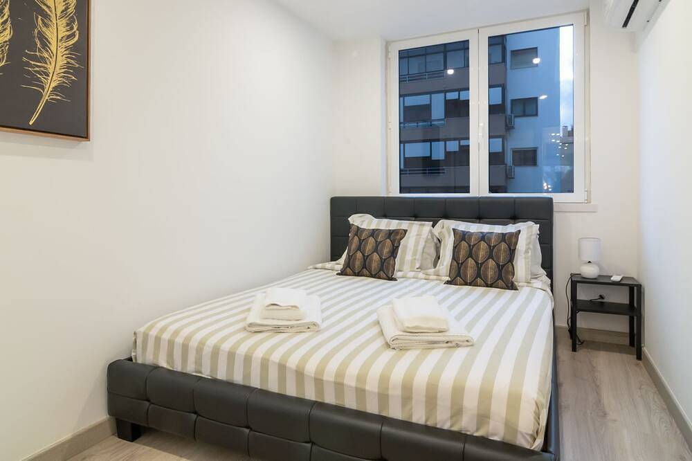 Ganze Wohnung, Stylish Apartment W/ River View by Lovelystay in Oeiras, Costa de Lisboa