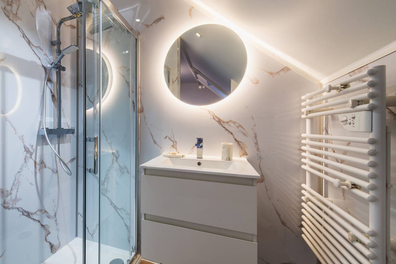 Ganze Wohnung, Le Grenier à Sel - Centre historique in Sainte-Suzanne, Mayenne