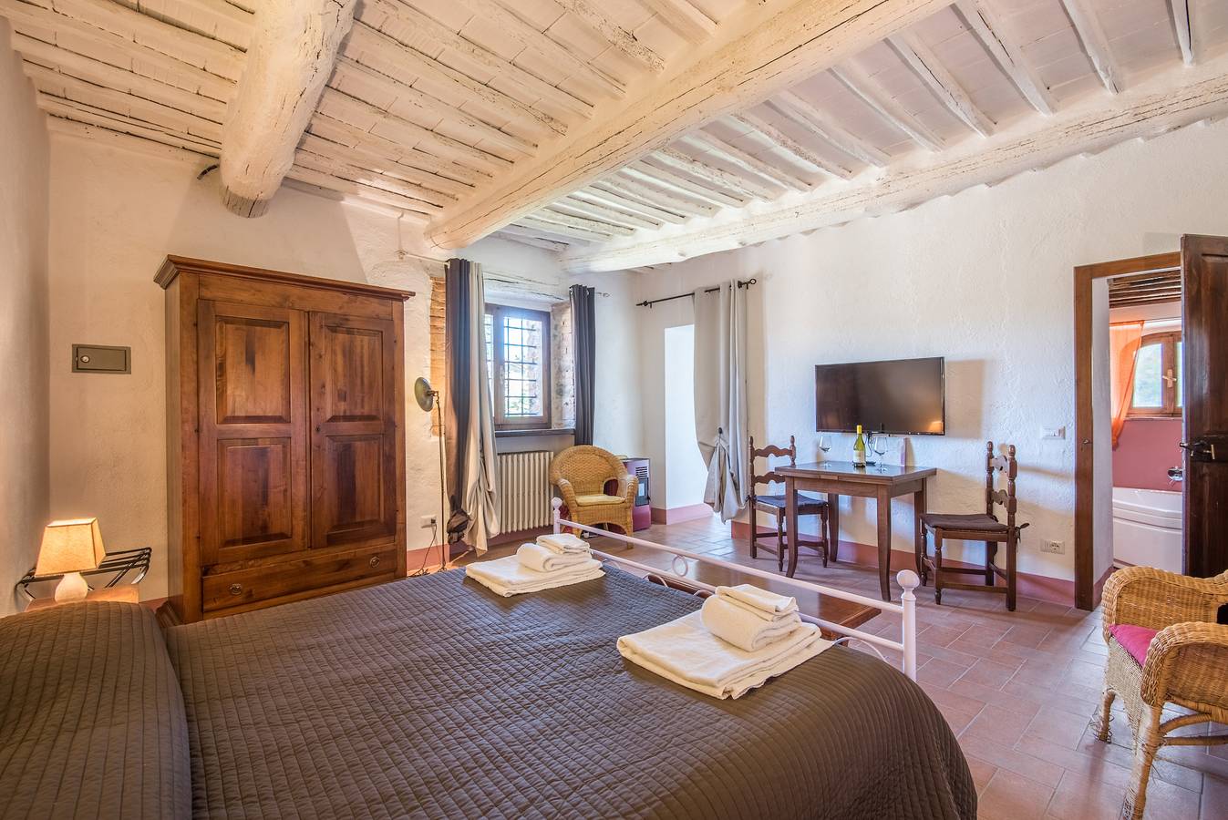 Appartement Casale Rosennano - Riserva met gemeenschappelijke tuin & Wi-Fi in Castelnuovo Berardenga (Comune), Chianti