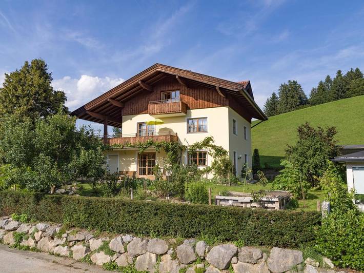Ferienwohnung für 4 Personen, mit Balkon und Ausblick - 1